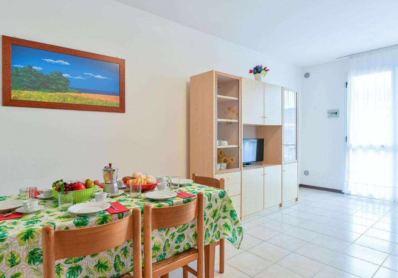 Apartament Apartament With Swimming Pool Caorle Zewnętrze zdjęcie