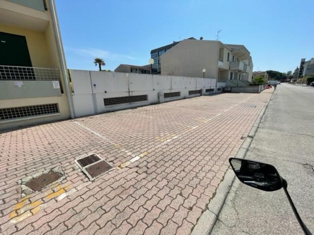 Apartament Apartament With Swimming Pool Caorle Zewnętrze zdjęcie
