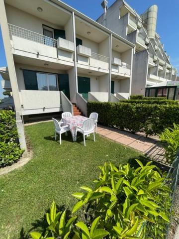 Apartament Apartament With Swimming Pool Caorle Zewnętrze zdjęcie
